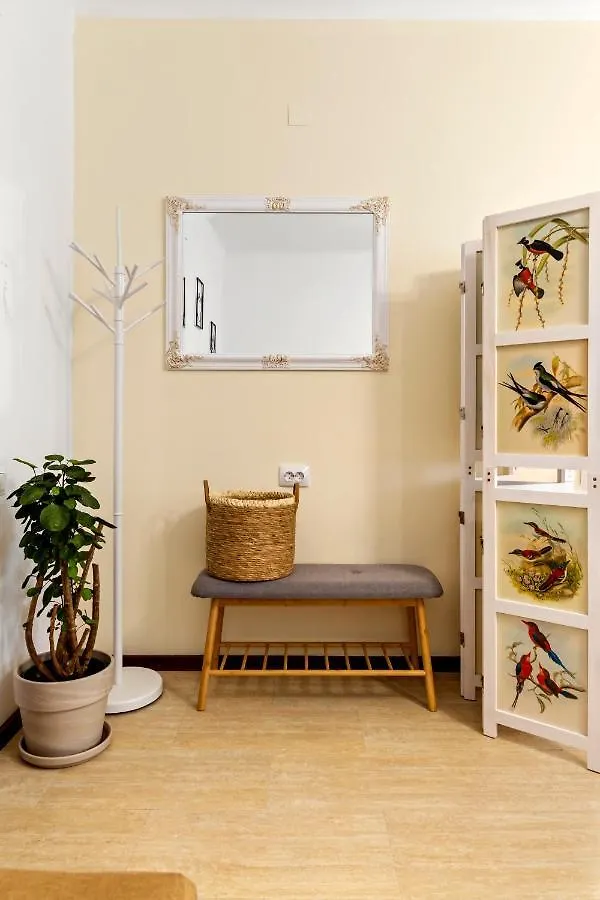 Upscale Studio, Walking Distance From The Old Town Bucharest Romania