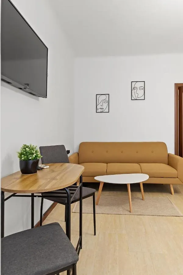 Upscale Studio, Walking Distance From The Old Town Bucharest Romania